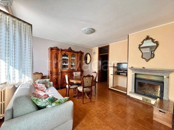 casa indipendente in vendita a San Colombano al Lambro