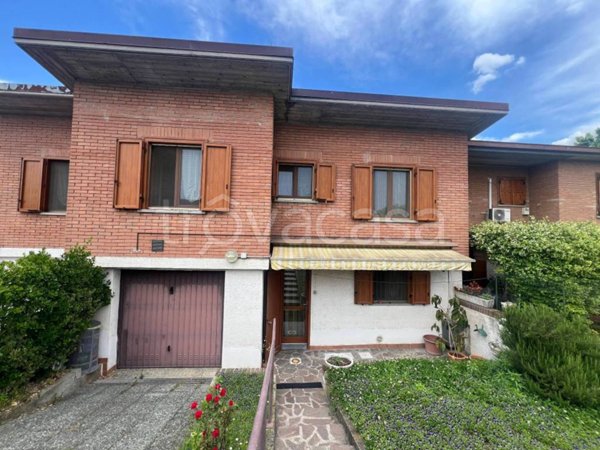 casa indipendente in vendita a San Colombano al Lambro