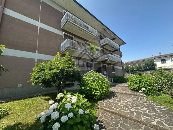 appartamento in vendita a San Colombano al Lambro