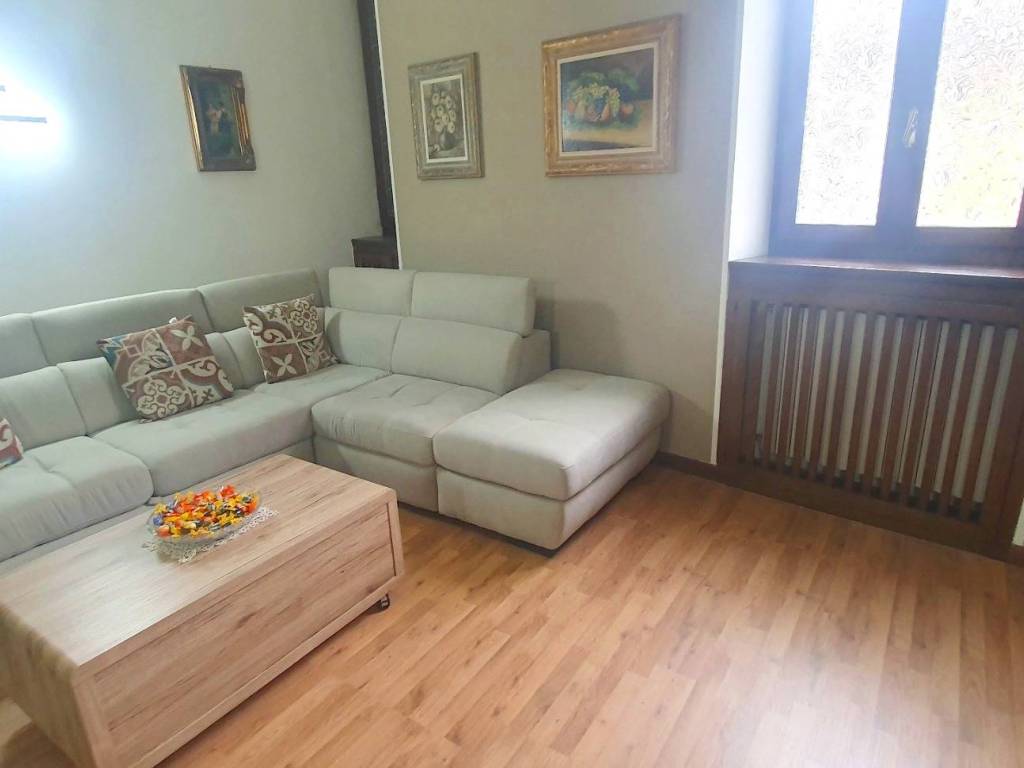 casa indipendente in vendita a San Colombano al Lambro