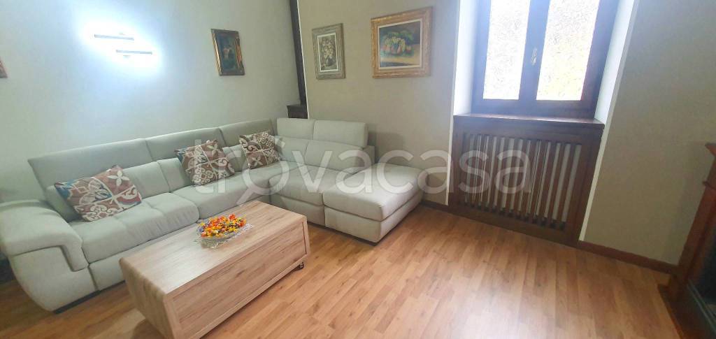 casa indipendente in vendita a San Colombano al Lambro