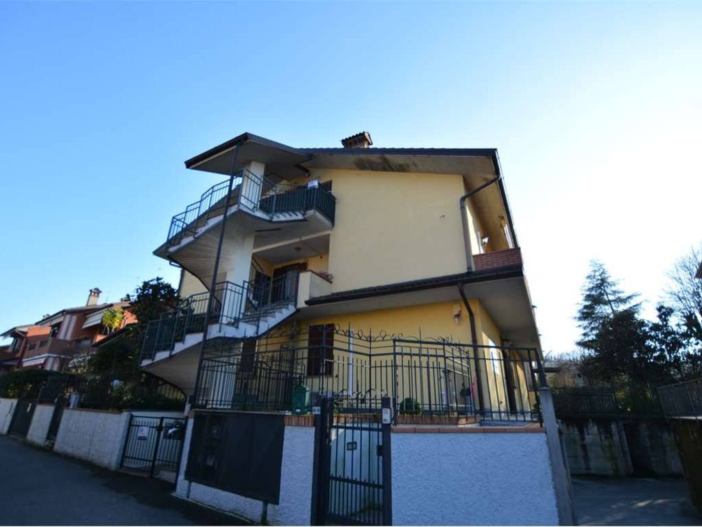 appartamento in vendita a San Colombano al Lambro