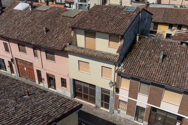 casa indipendente in vendita a San Colombano al Lambro