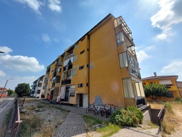 appartamento in vendita a San Colombano al Lambro