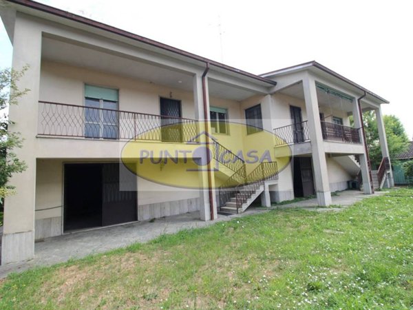 casa indipendente in vendita a San Colombano al Lambro