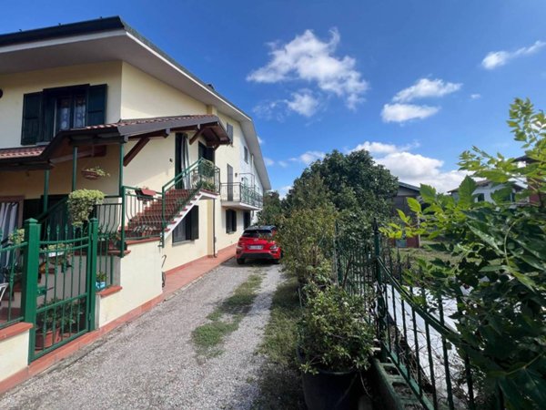 appartamento in vendita a San Colombano al Lambro in zona Campagna