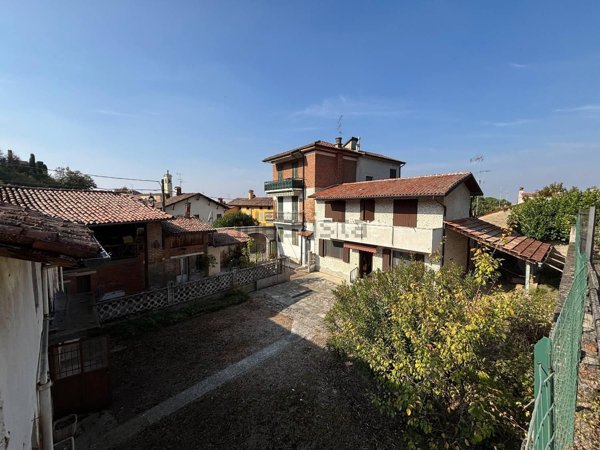 casa indipendente in vendita a San Colombano al Lambro