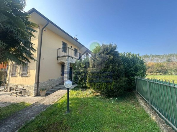 appartamento in vendita a San Colombano al Lambro in zona Campagna