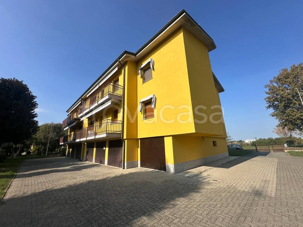 appartamento in vendita a San Colombano al Lambro