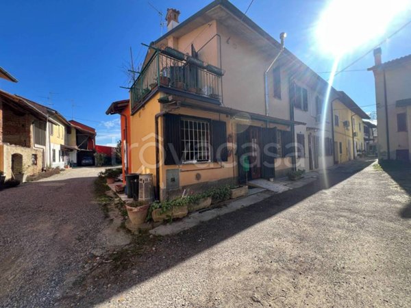 casa indipendente in vendita a San Colombano al Lambro