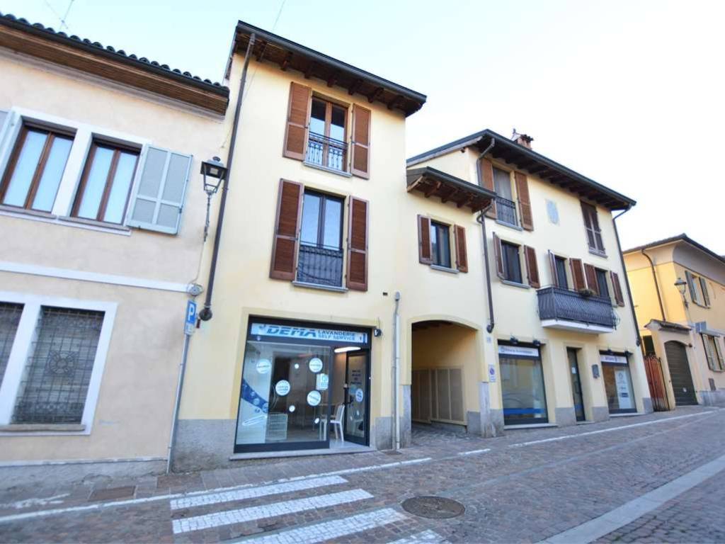 negozio in vendita a San Colombano al Lambro