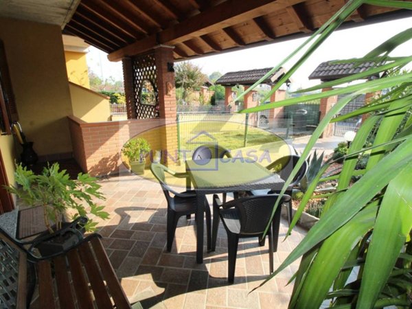 casa indipendente in vendita a San Colombano al Lambro