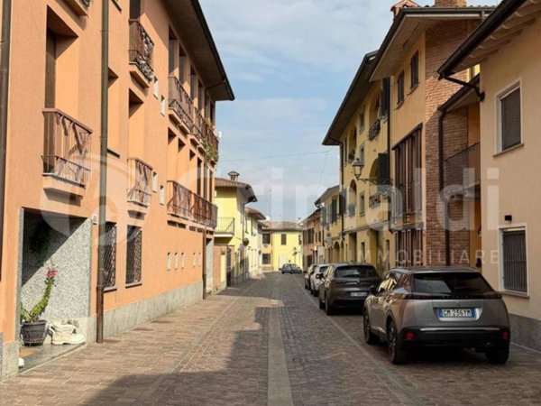 appartamento in vendita a San Colombano al Lambro
