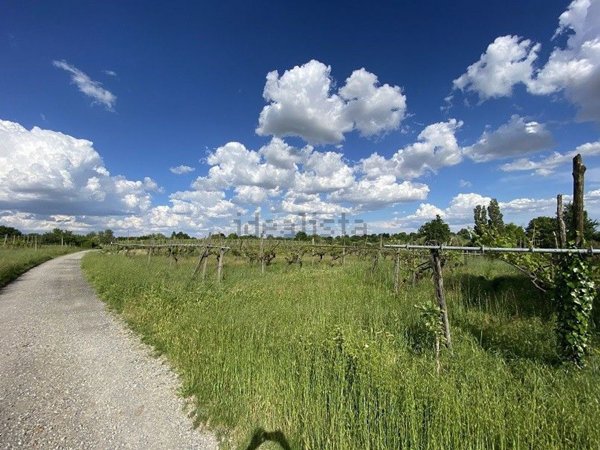 ufficio in vendita a San Colombano al Lambro