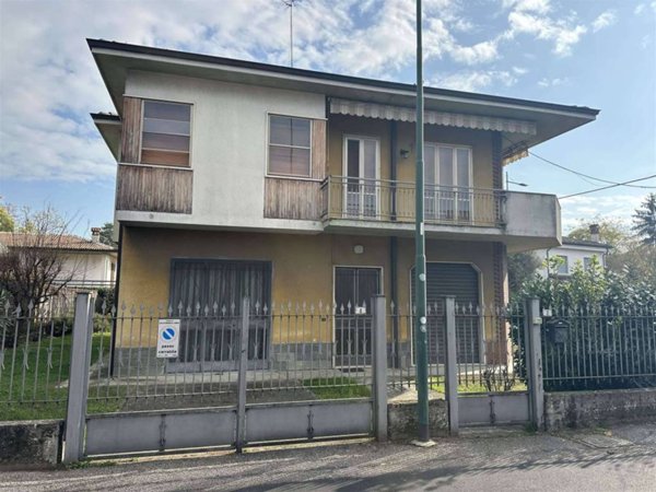 casa indipendente in vendita a San Colombano al Lambro