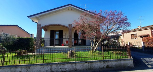 appartamento in vendita a San Colombano al Lambro