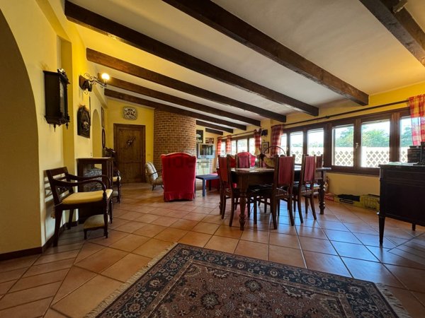 casa indipendente in vendita a San Colombano al Lambro