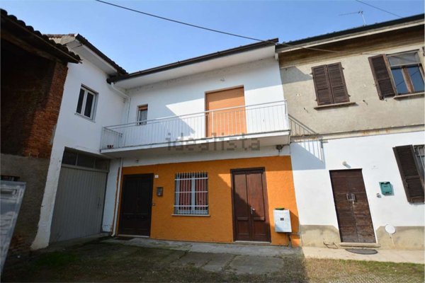 casa indipendente in vendita a San Colombano al Lambro
