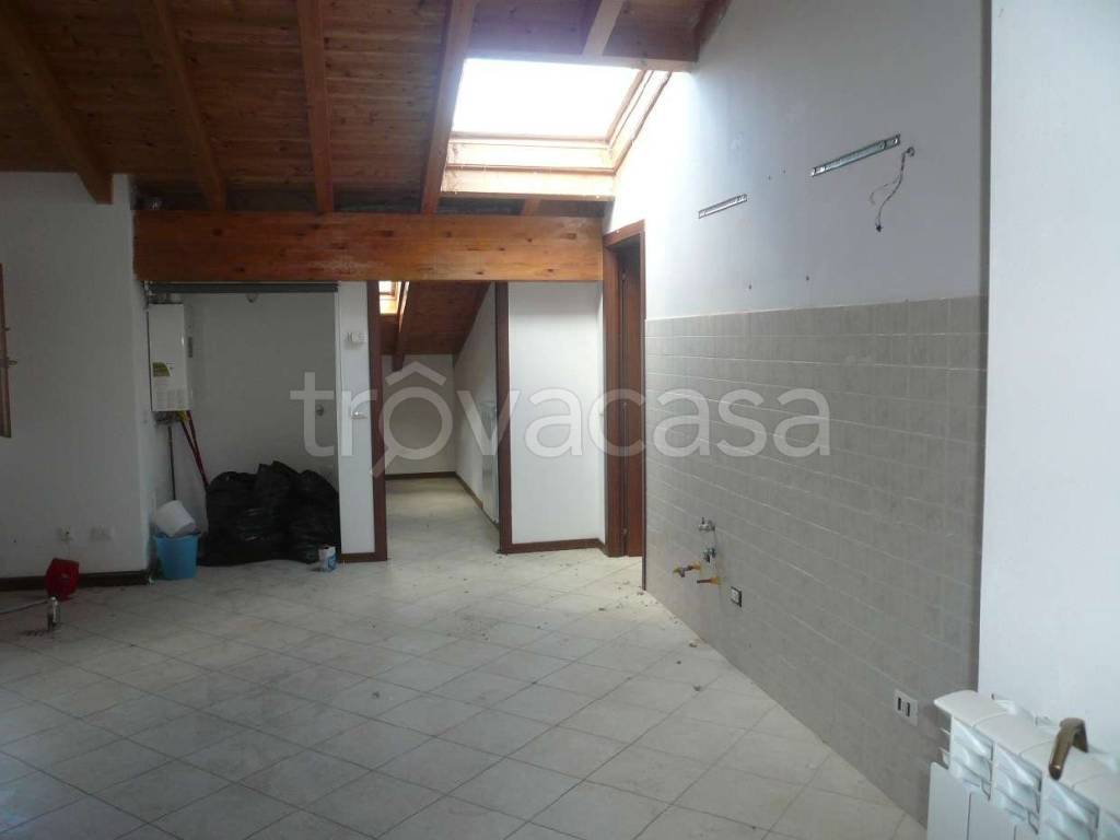 appartamento in vendita a San Colombano al Lambro