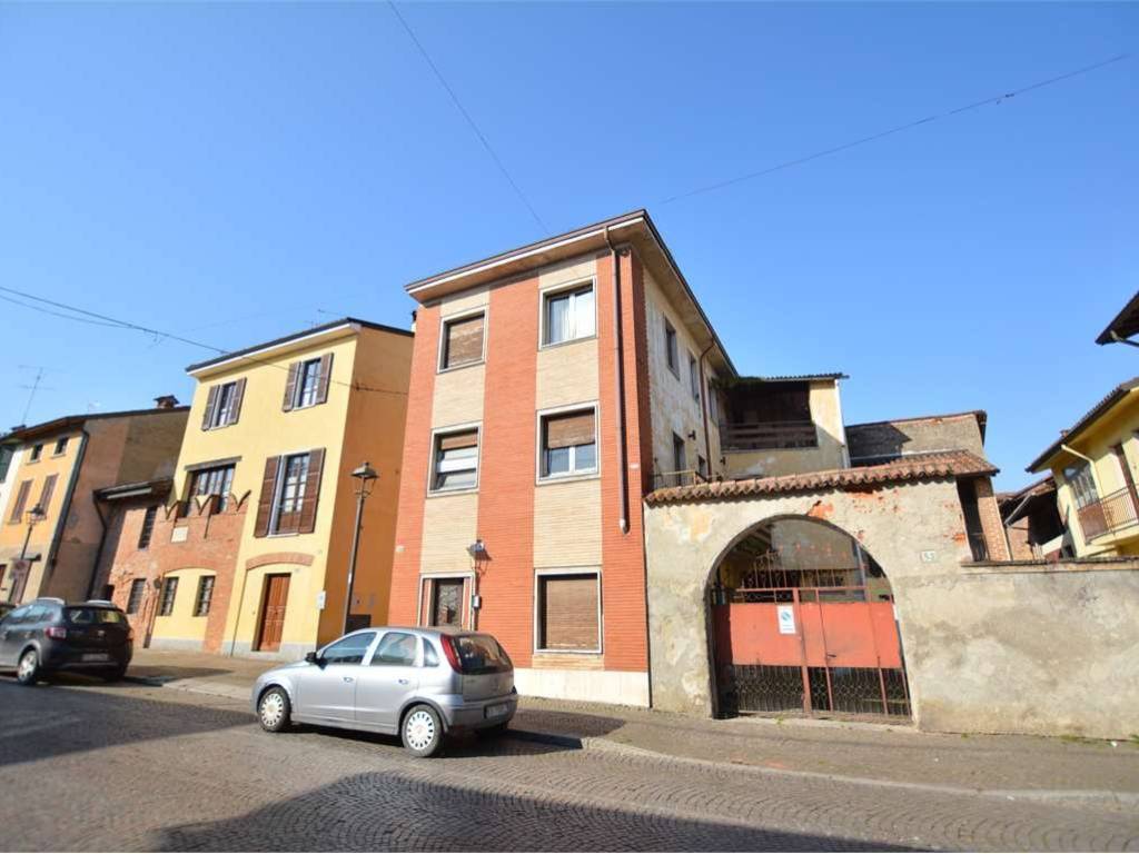 intera palazzina in vendita a San Colombano al Lambro