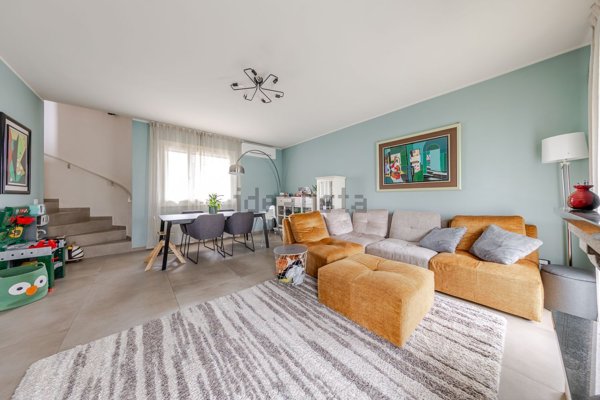 casa indipendente in vendita a San Colombano al Lambro