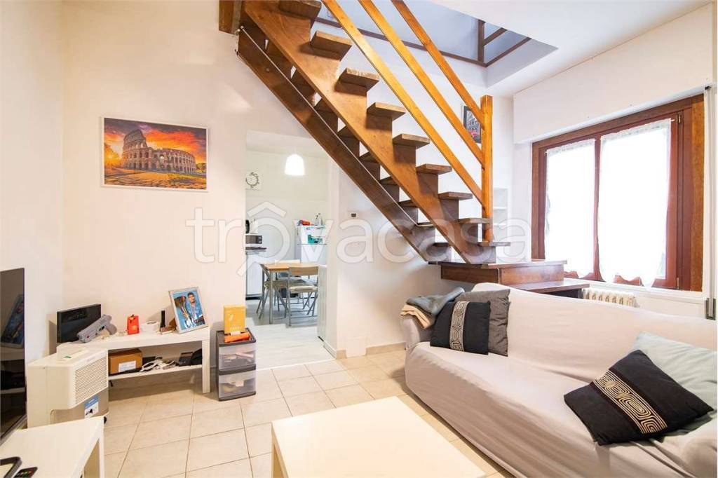 casa indipendente in vendita a San Colombano al Lambro