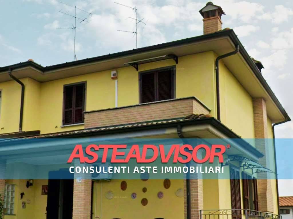 casa indipendente in vendita a San Colombano al Lambro