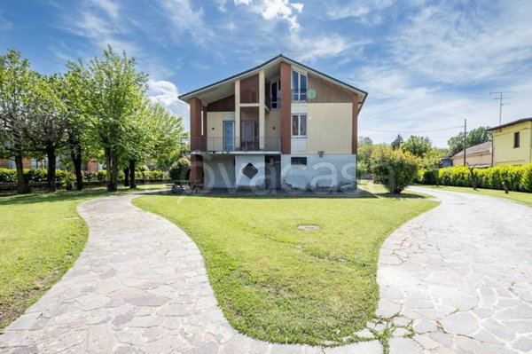 casa indipendente in vendita a San Colombano al Lambro