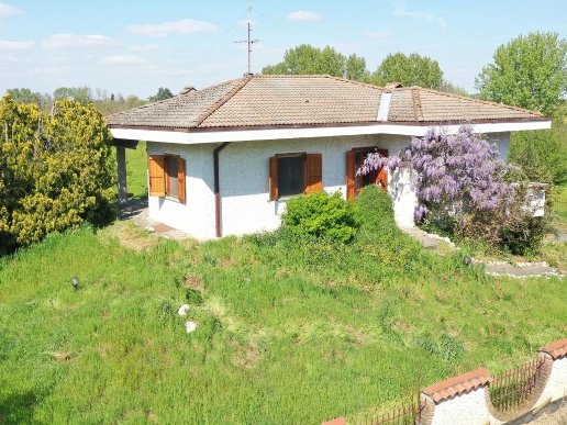 casa indipendente in vendita a San Colombano al Lambro