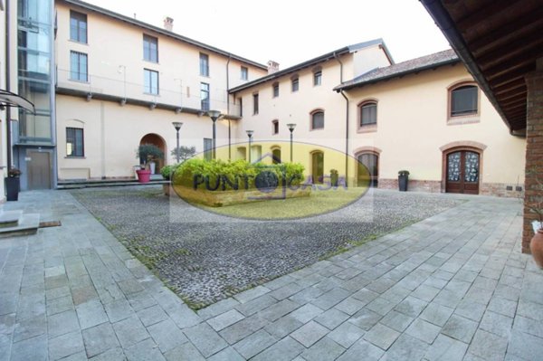 appartamento in vendita a San Colombano al Lambro in zona Campagna