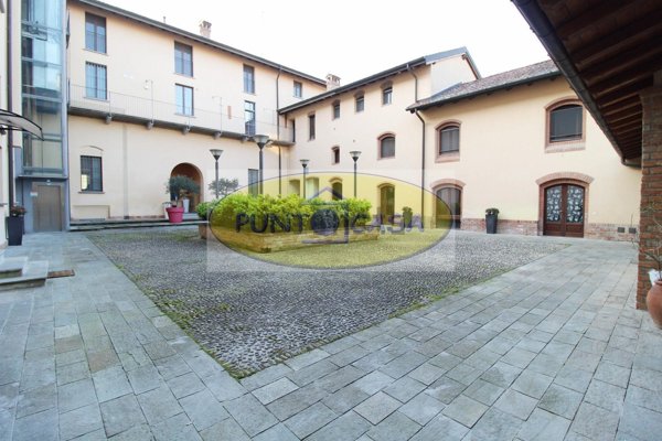appartamento in vendita a San Colombano al Lambro in zona Campagna