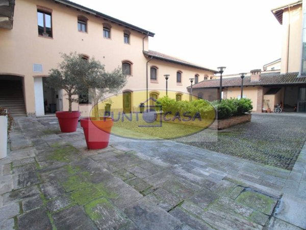 appartamento in vendita a San Colombano al Lambro in zona Campagna