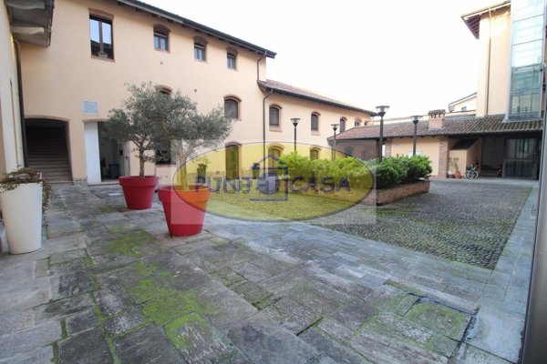 appartamento in vendita a San Colombano al Lambro in zona Campagna