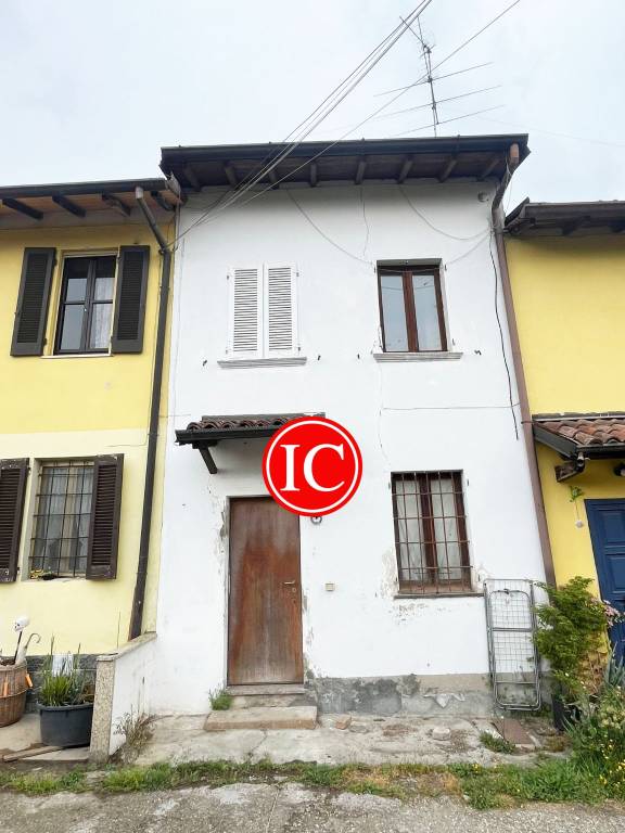 casa indipendente in vendita a San Colombano al Lambro