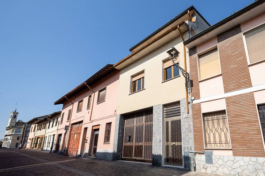 casa indipendente in vendita a San Colombano al Lambro
