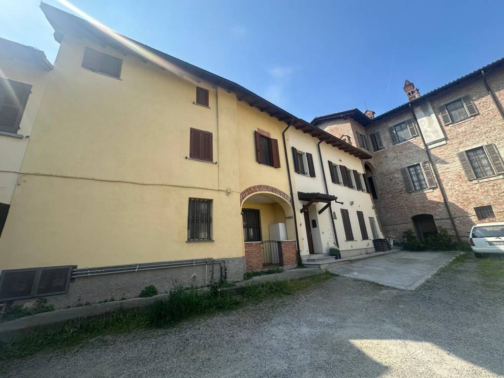 casa indipendente in vendita a San Colombano al Lambro