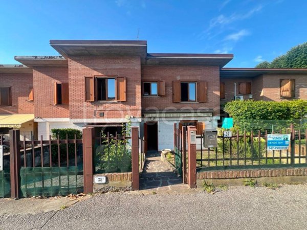 casa indipendente in vendita a San Colombano al Lambro in zona Mostiola
