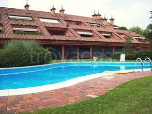 appartamento in vendita a San Colombano al Lambro in zona Mostiola