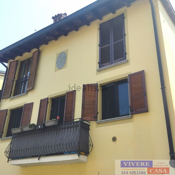 appartamento in vendita a San Colombano al Lambro in zona Campagna