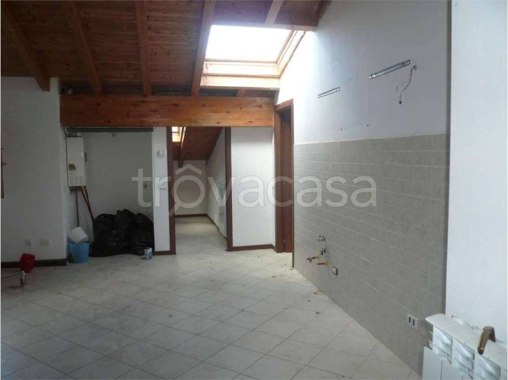 appartamento in vendita a San Colombano al Lambro in zona Campagna