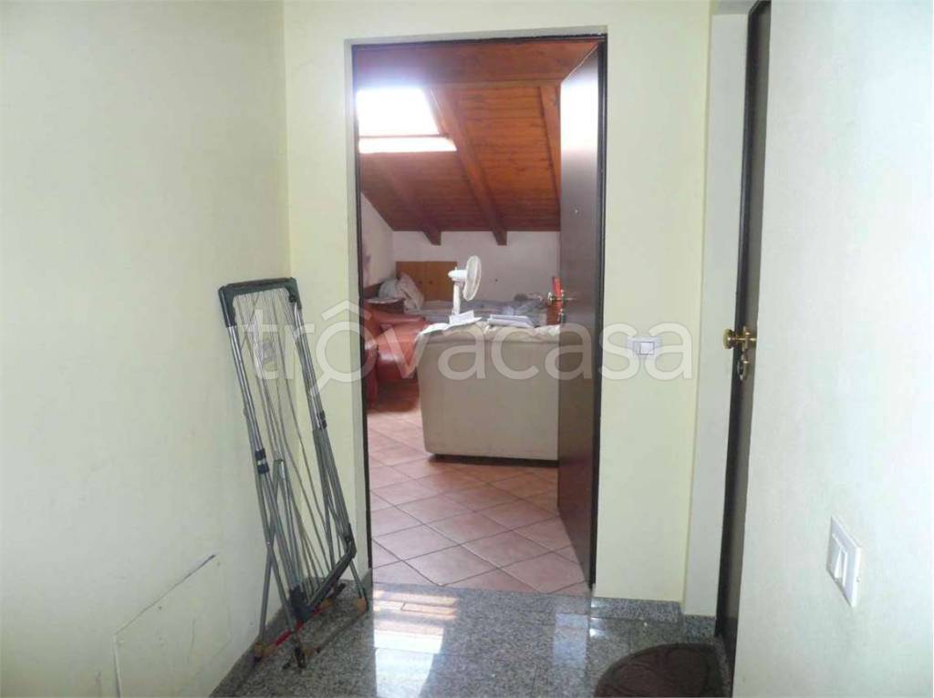 appartamento in vendita a San Colombano al Lambro in zona Campagna