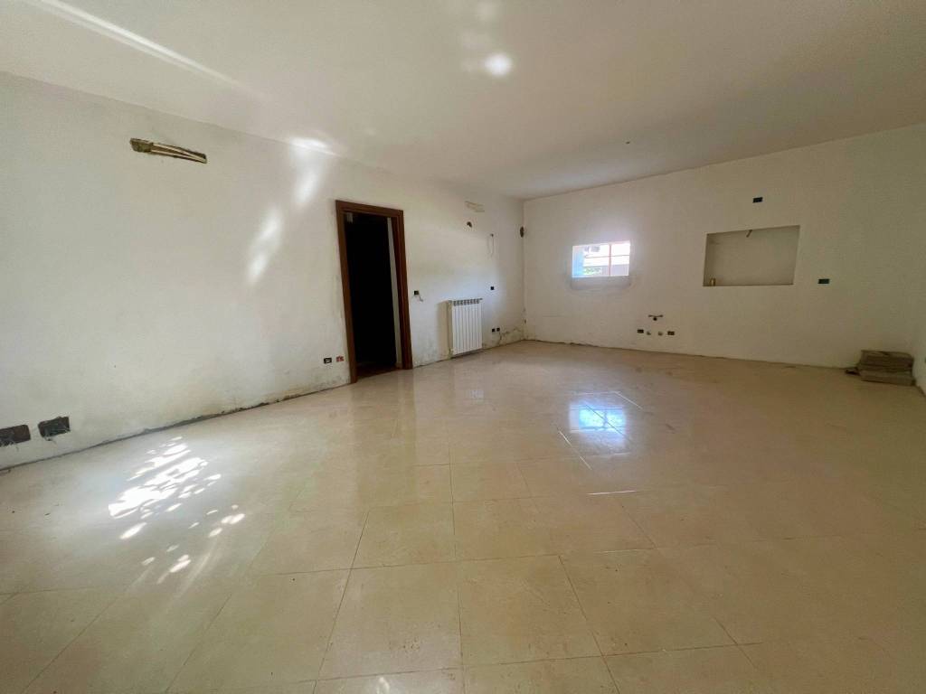casa indipendente in vendita a San Colombano al Lambro in zona Campagna