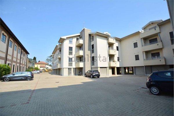 appartamento in vendita a San Colombano al Lambro in zona Campagna