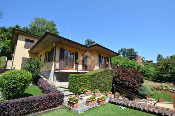 casa indipendente in vendita a San Colombano al Lambro in zona Mostiola