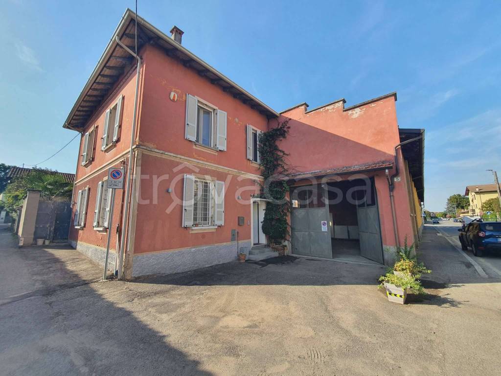 appartamento in vendita a San Colombano al Lambro in zona Campagna