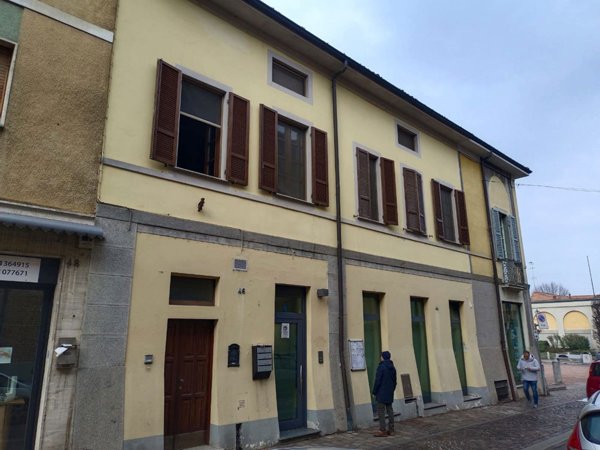 appartamento in vendita a San Colombano al Lambro in zona Campagna
