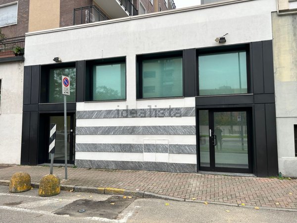 negozio in vendita a San Donato Milanese