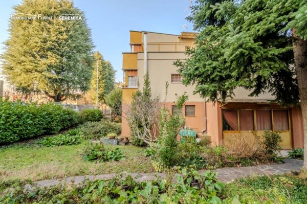 casa indipendente in vendita a San Donato Milanese