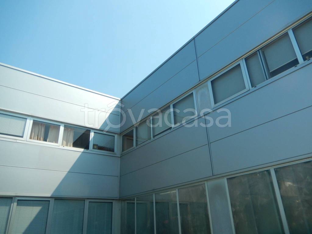 ufficio in vendita a San Donato Milanese