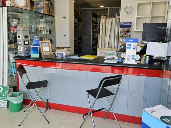 negozio in affitto a San Donato Milanese